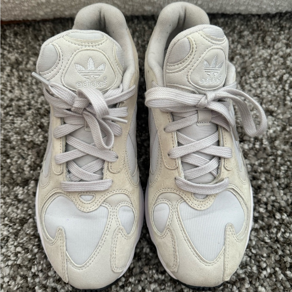 Adidas Yung 1 trainers